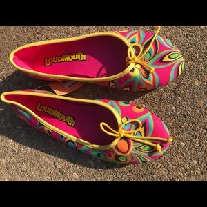 Women’s Multi-colored shoe